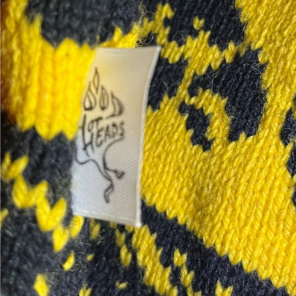 Iowa Hawkeyes Knitted Beanie Stocking Cap *Rare* - Picture 3 of 3
